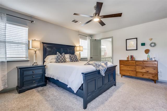 Building Photo - 409 W Johnson St