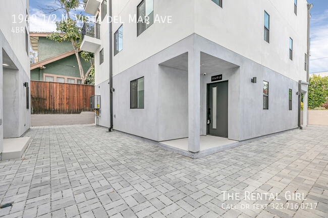 Building Photo - 1949 1/2 N. Vista del Mar Ave-