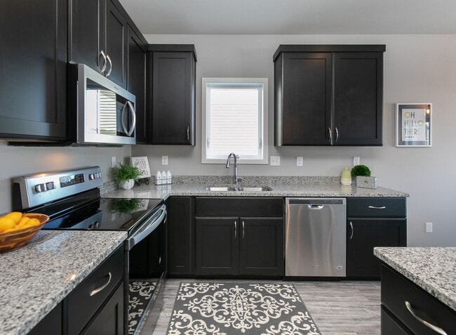 Building Photo - 4-bedroom, 3.5-bathroom West Fargo Single-Family Home w/ 3 Stall Garage