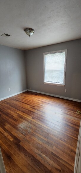 Building Photo - 23 N Haley St