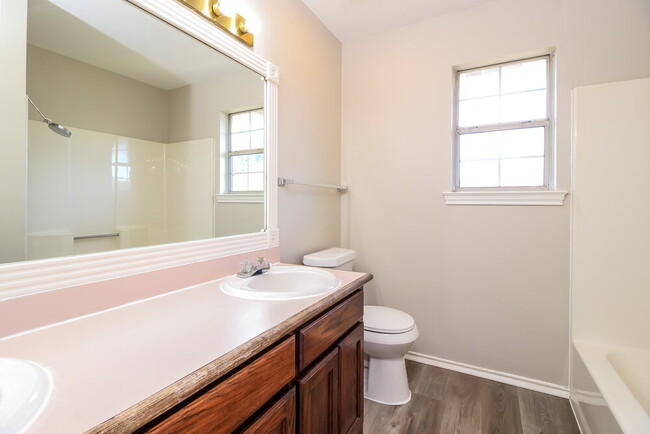 Building Photo - 5221 Tartan Cir