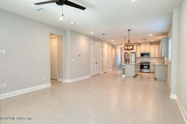 Building Photo - 55 Bluebonnet Way