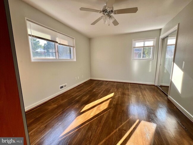 Building Photo - 12215 Hunters Ln