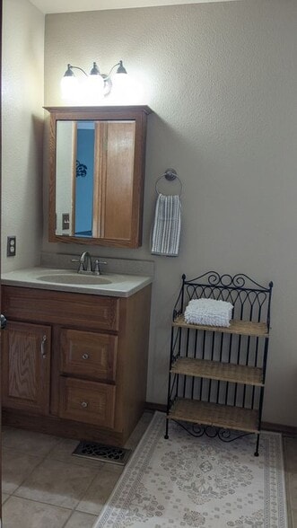 Building Photo - 16783 E Hialeah Ave