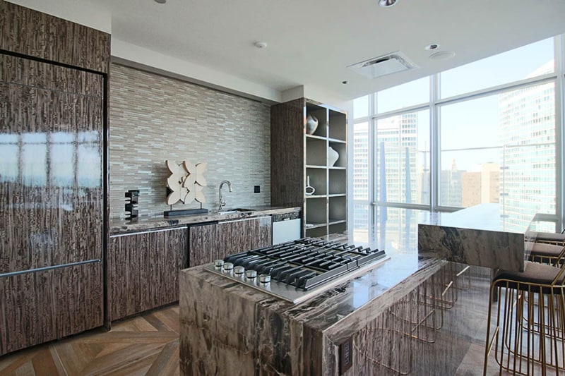 Building Photo - 461 N Park Dr