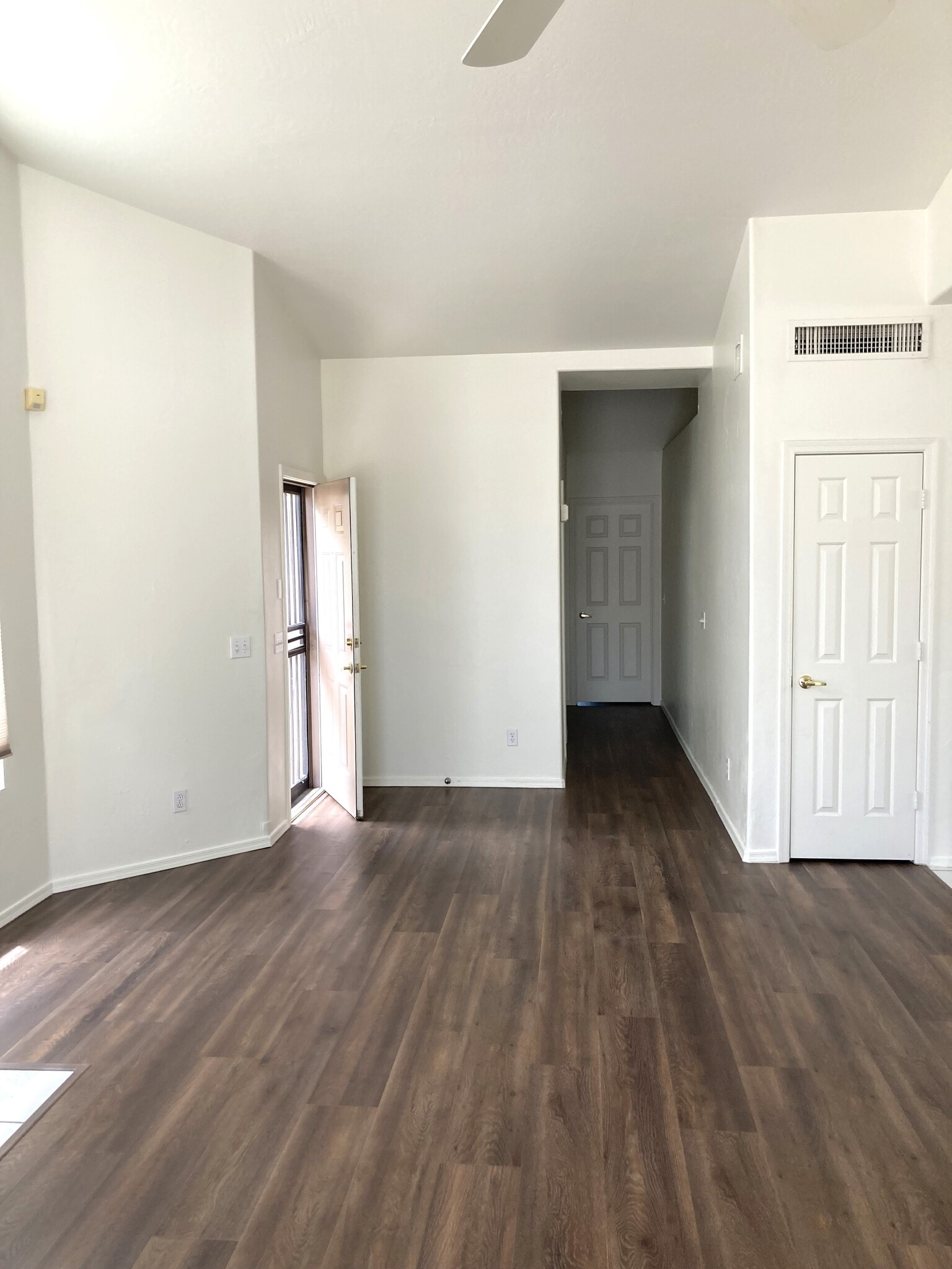 Entry area - 3440 E Southern Ave