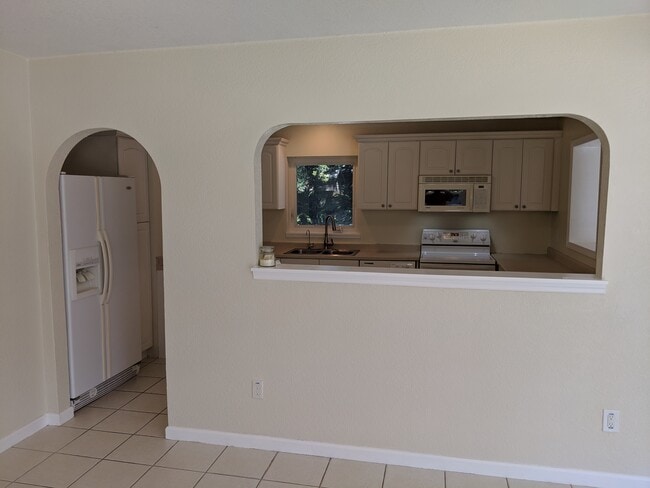 Building Photo - 234 Union St