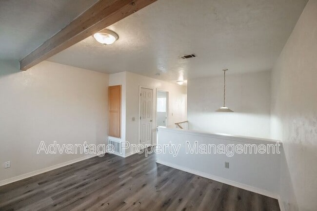 Building Photo - 2872 Raleigh Ct SE