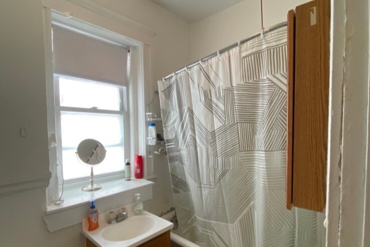 Building Photo - 7 Mt Hood Rd