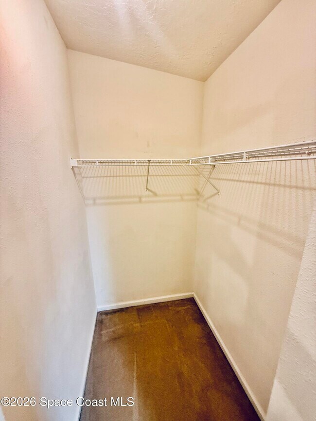 Building Photo - 2990 S Fiske Blvd