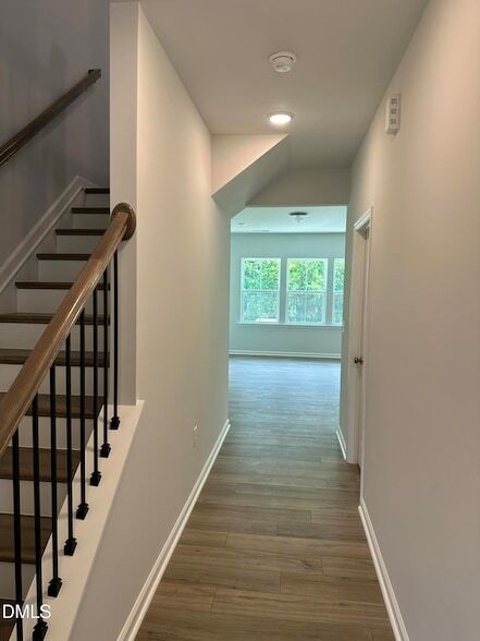 Building Photo - 531 Glen Clova Dr