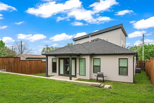 Building Photo - 1211 Bonnie View Rd