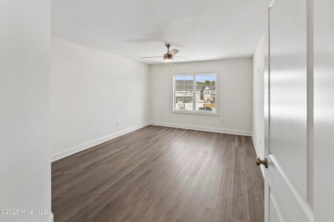 Building Photo - 1408 Hartley Ln