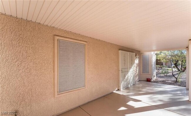 Building Photo - 2505 Indigo Valley St