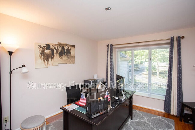 Building Photo - 901 Kresson Rd
