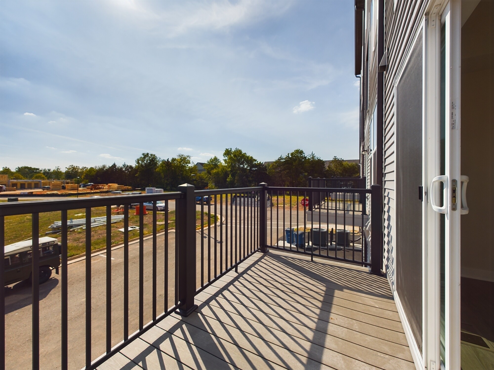 Building Photo - 43801 Middleway Ter