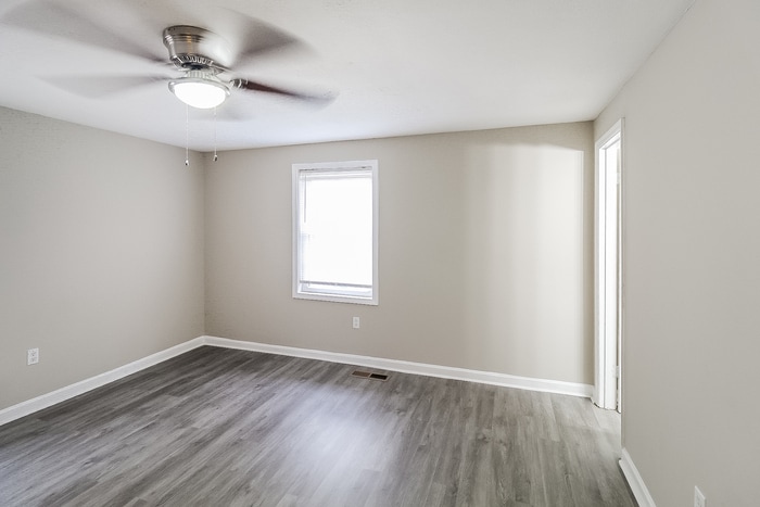 Building Photo - 218 Hillcrest Dr