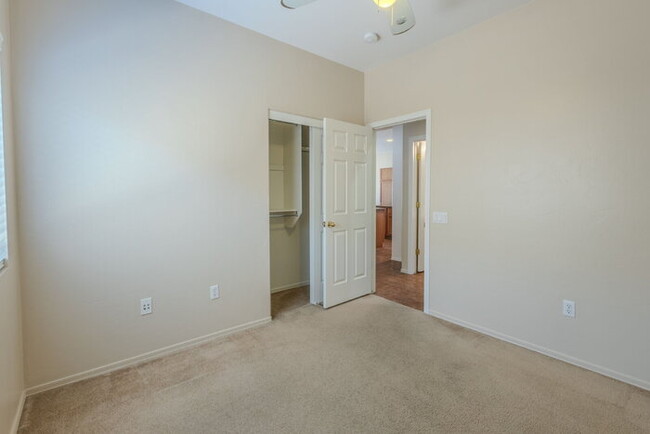 Building Photo - Great Rancho Sahuarita Home!!