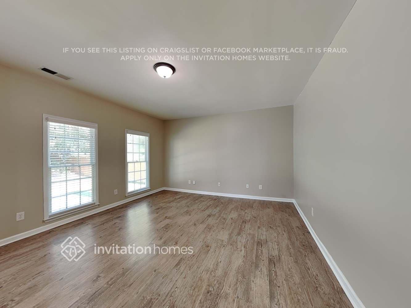 Building Photo - 134 Eastlake Landing