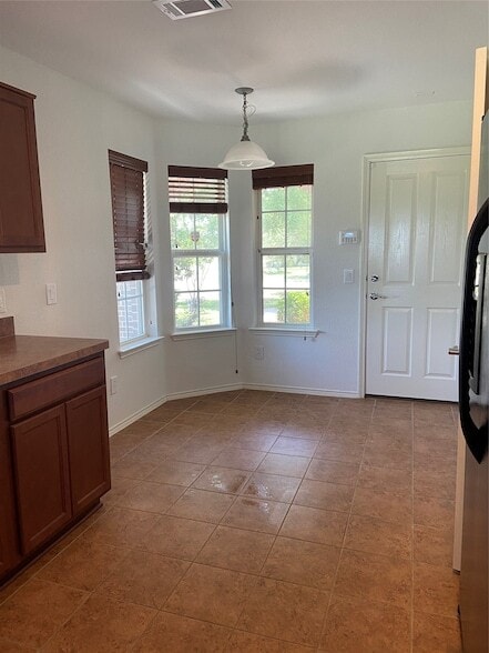 Building Photo - 7414 Birmingham Forest Dr