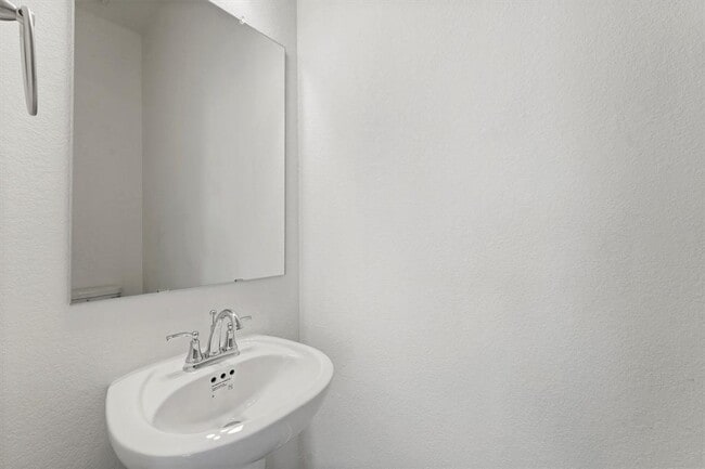 Building Photo - 12954 Rio Mariano Ln