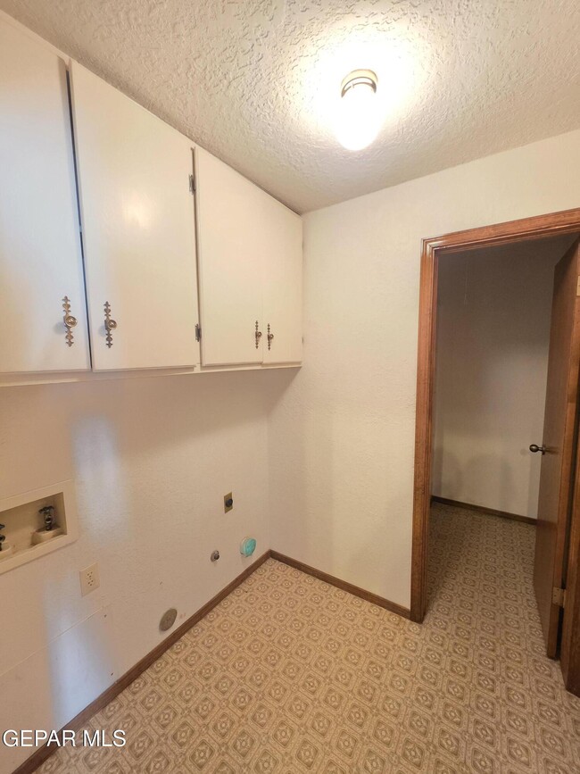 Building Photo - 222 Canyon Terrace Dr