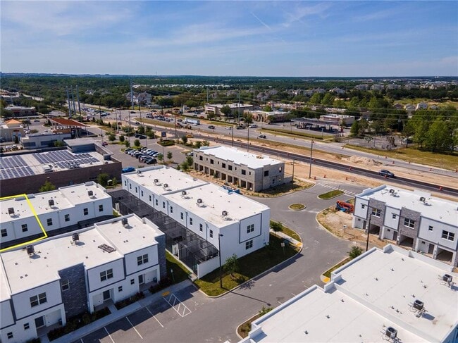 Building Photo - 633 Trikomo Dr