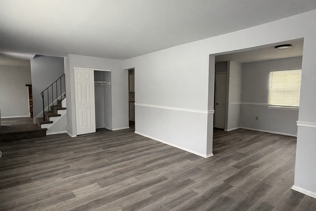 Building Photo - 4 Bed Home - Boothwyn, PA