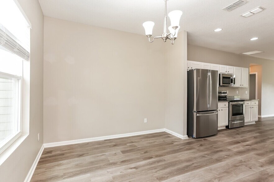Building Photo - 8754 Kaye Ln