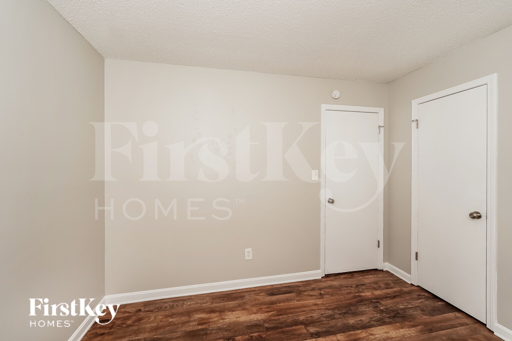 Building Photo - 5332 Balboa Ave