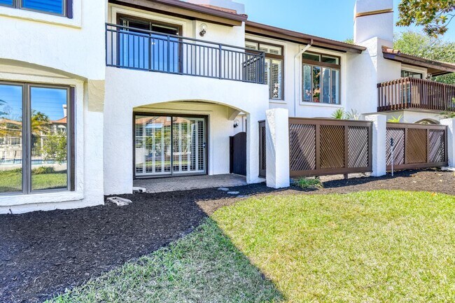 Building Photo - 3222 Harbor Dr