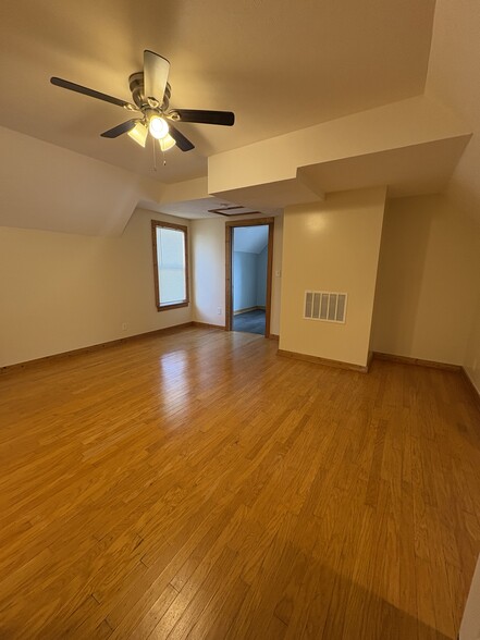 Building Photo - 1060 3rd St NW