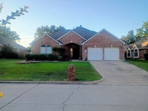 Building Photo - 22 Sonora Dr
