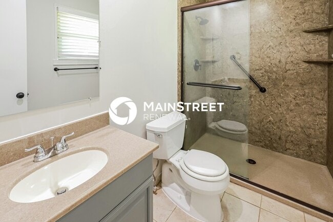 Building Photo - 3 Bedroom Pet-Friendly Home in KANSAS CITY, MO with Main Street Renewal