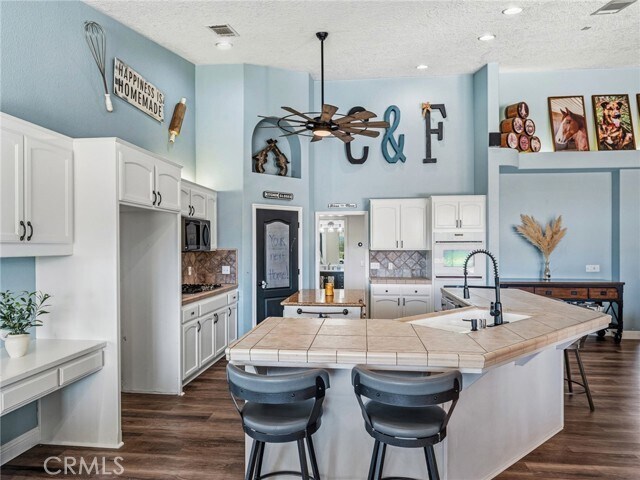 Building Photo - 6232 Coriander Dr