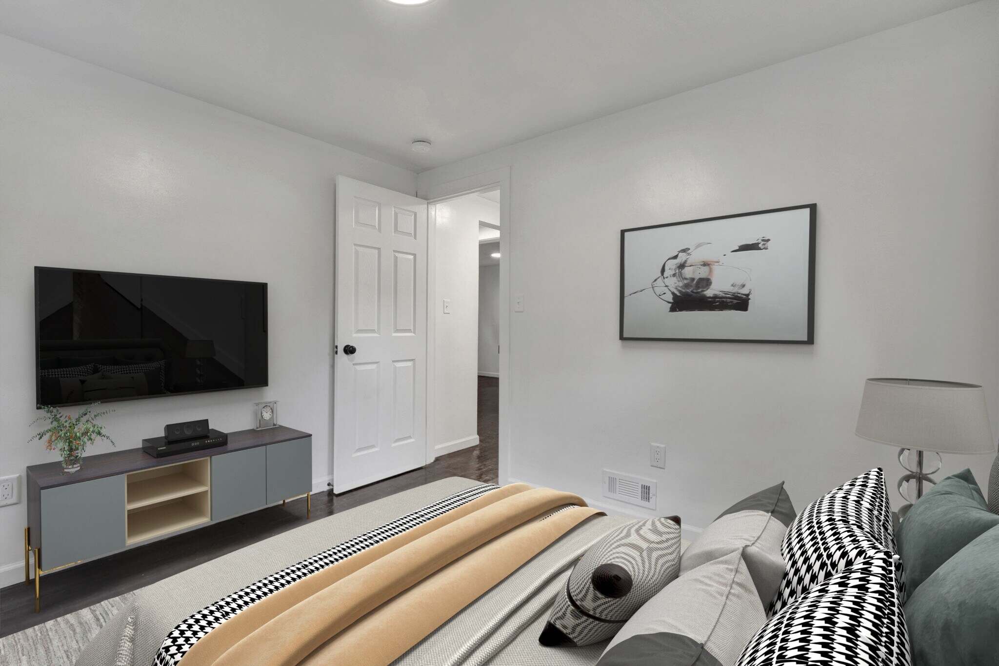 Building Photo - 1225 Regent St