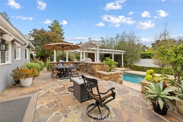 Building Photo - 598 Encino Vista Dr