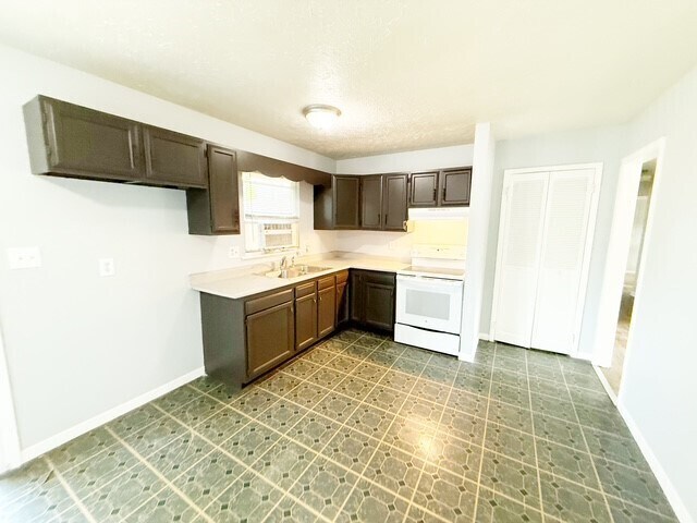Building Photo - 3020 Pawnee Ct