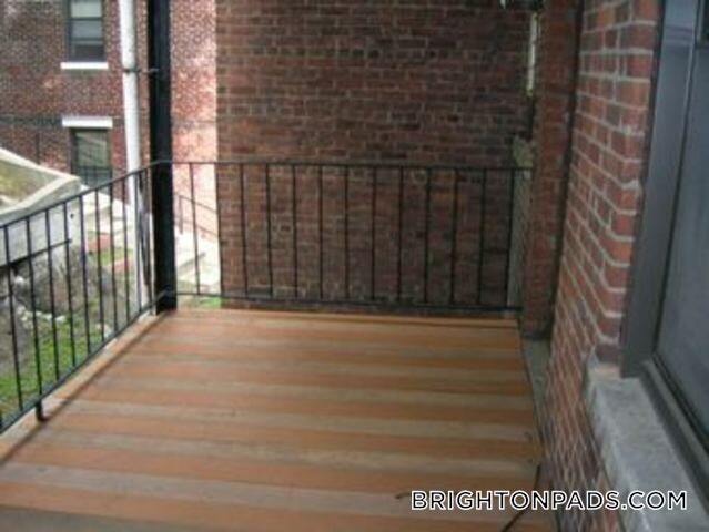 Building Photo - 17 Cummings Rd