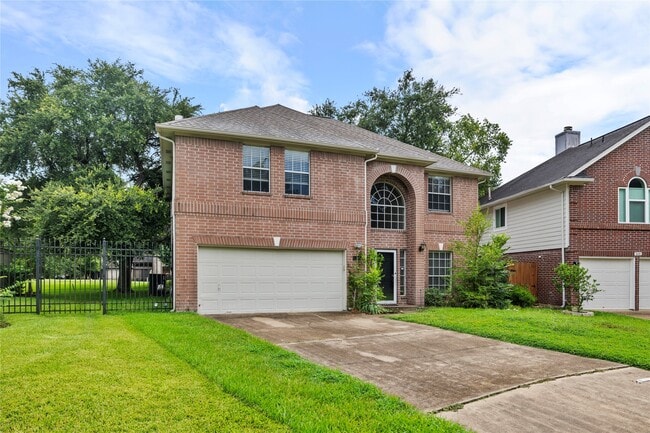 Building Photo - 3327 Shady Glen Ln