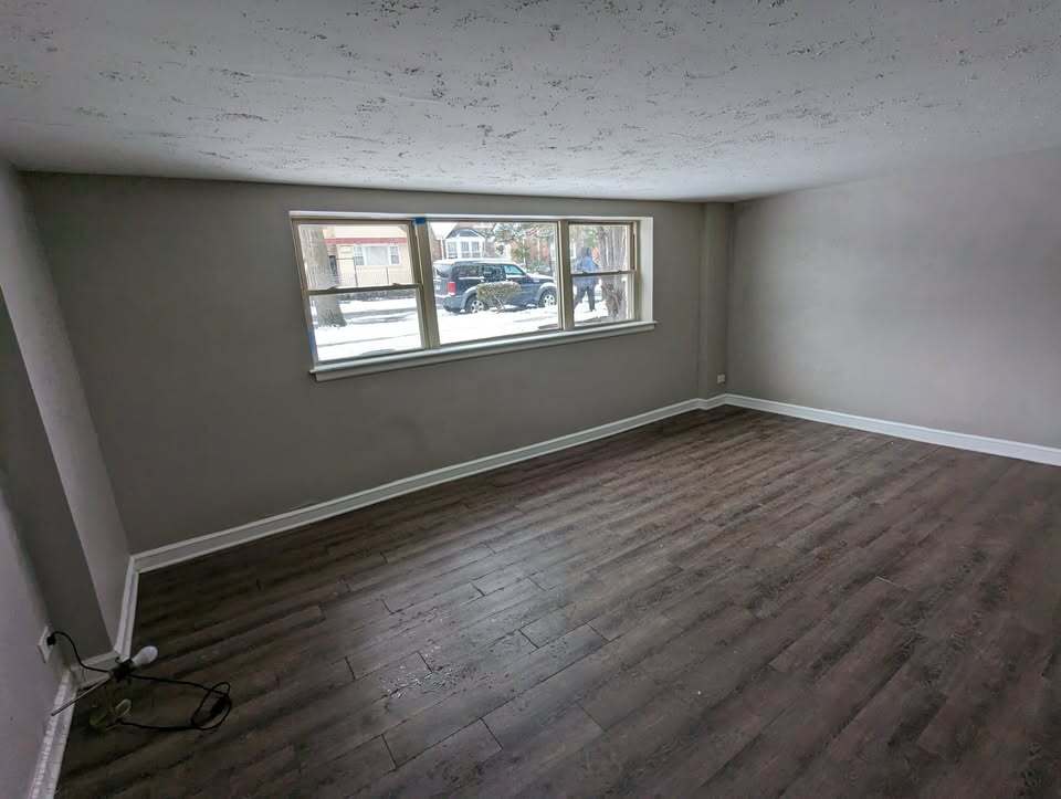 Building Photo - 7159 S Francisco Ave