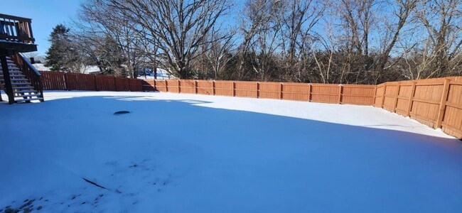 Building Photo - 3 Bedroom, 2 bath home for rent in Waynesville
