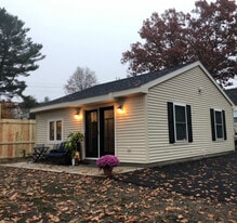 Building Photo - 143 Martin Rd