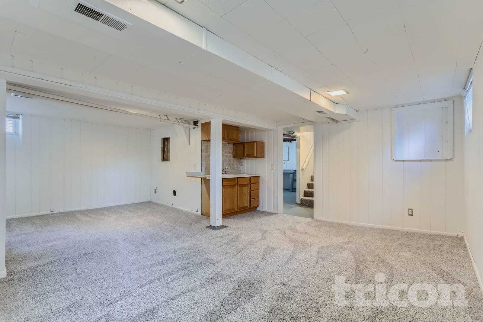 Building Photo - 906 Cherokee Ave