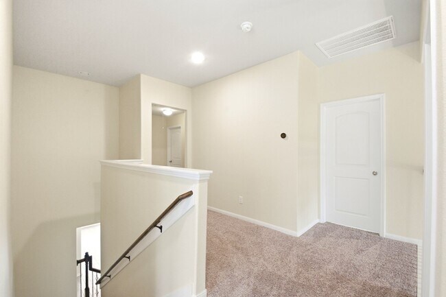 Building Photo - 15127 Monal Trie Dr