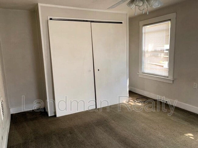 Building Photo - 603 Farnsworth Avenue