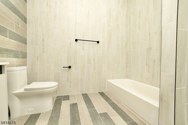 Building Photo - 536 Central Ave