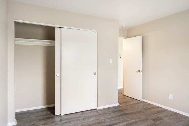 Building Photo - 1700 Elder St