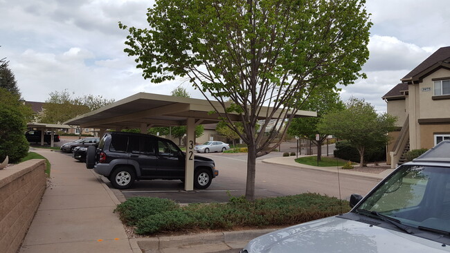 Building Photo - Ground level 3 bedroom, 2 bath, condo in Springs Ranch GATED community