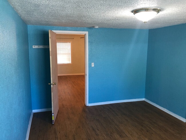 Building Photo - 1506 Ivory St